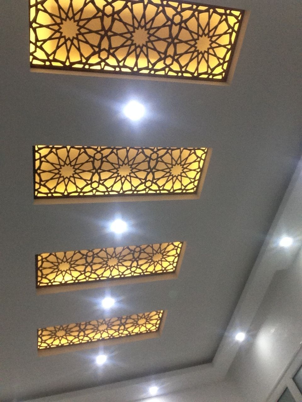 ترکیب کناف و چوب مشبک26